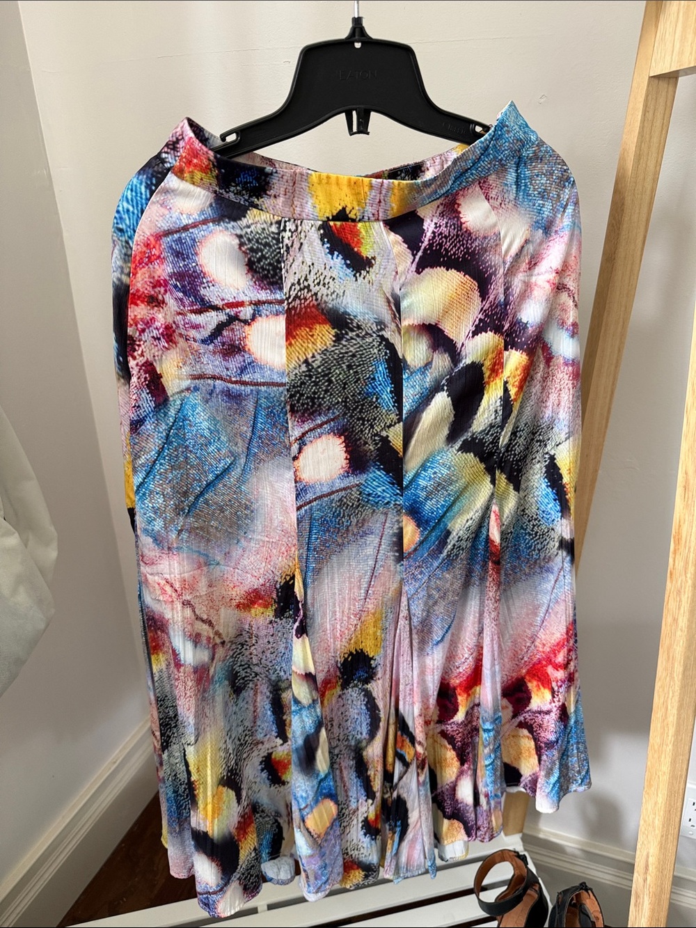 Multicolor Abstract Print Womenโs long skirt